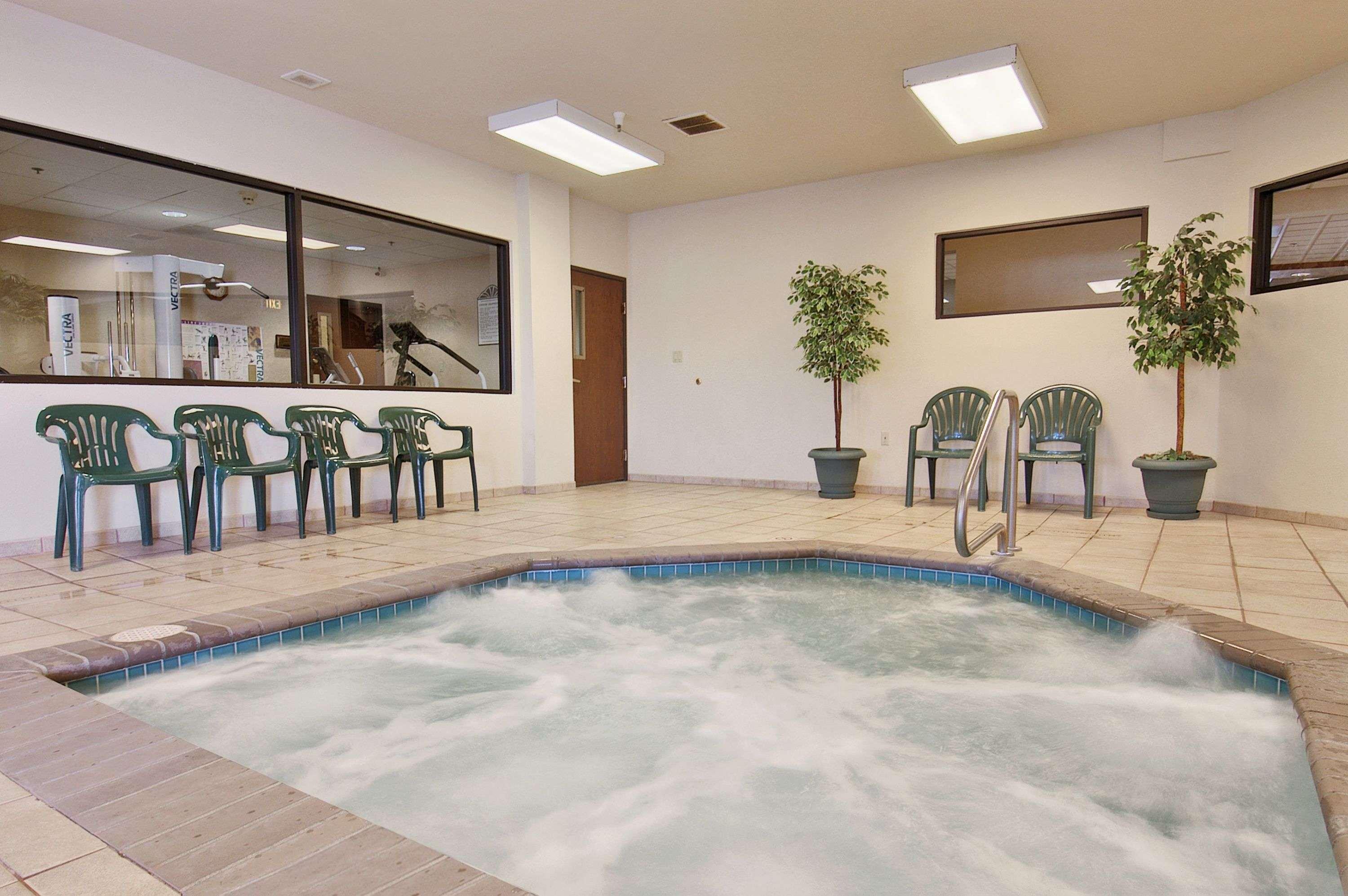 Wingate By Wyndham Pueblo Otel Dış mekan fotoğraf