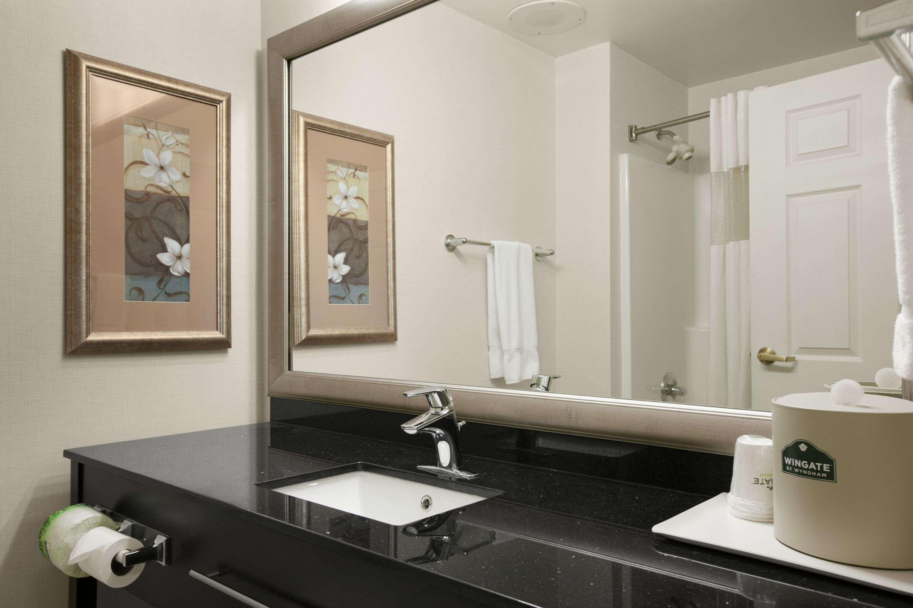 Wingate By Wyndham Pueblo Otel Dış mekan fotoğraf