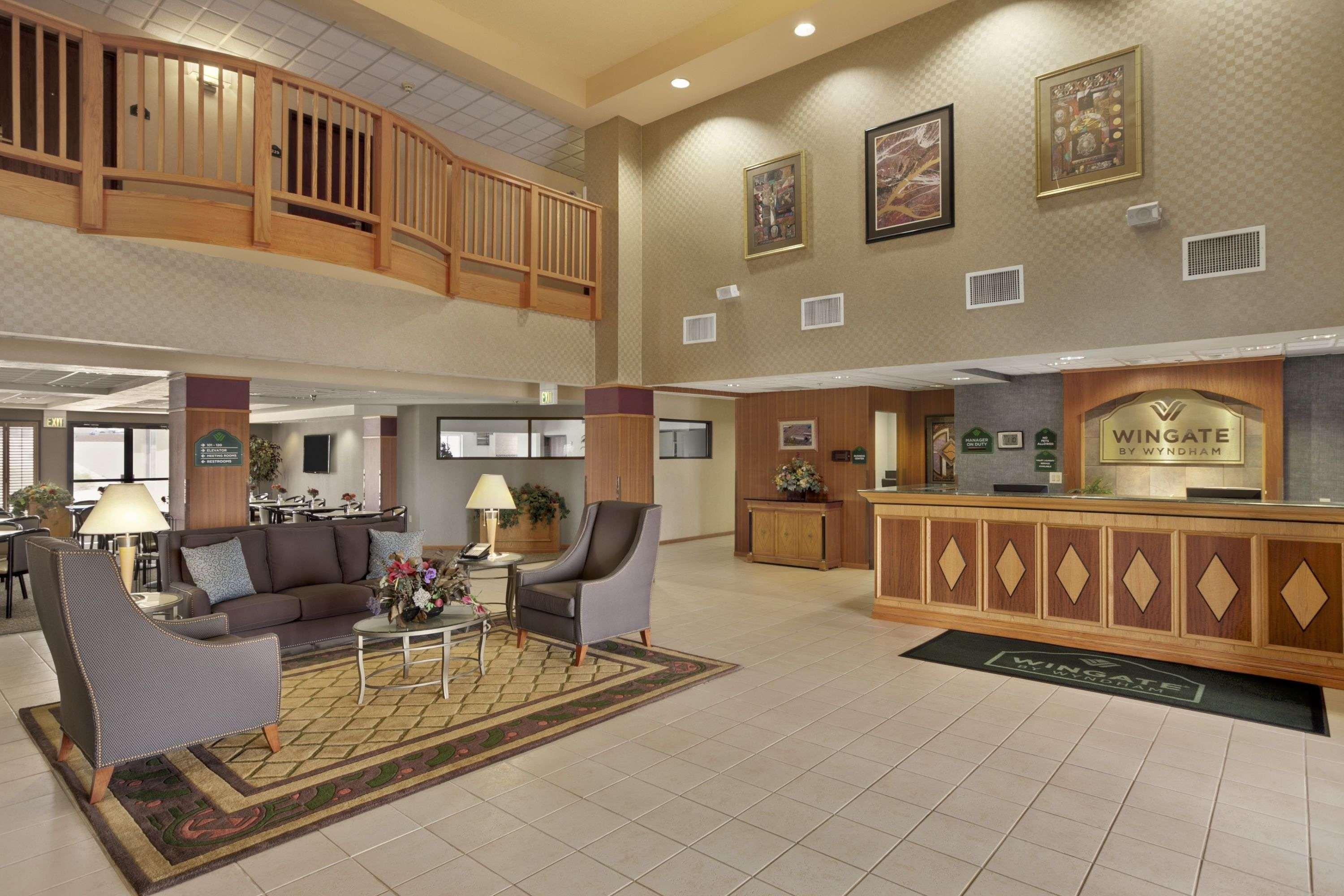 Wingate By Wyndham Pueblo Otel Dış mekan fotoğraf
