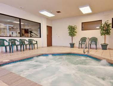 Wingate By Wyndham Pueblo Otel Dış mekan fotoğraf